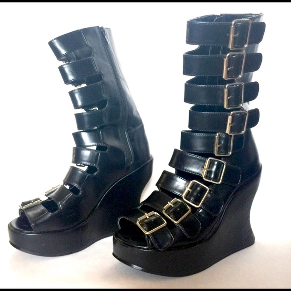 ISO in search of Demonia Bravo 66 Sandal Wedge Boots size 11 or 12 ISO - Picture 3 of 4